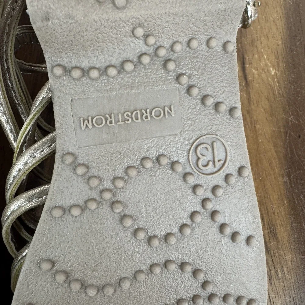 New NWOB Little Kids Nordstrom Amira Rose Gold Gladiator Strappy Sandals Size 13